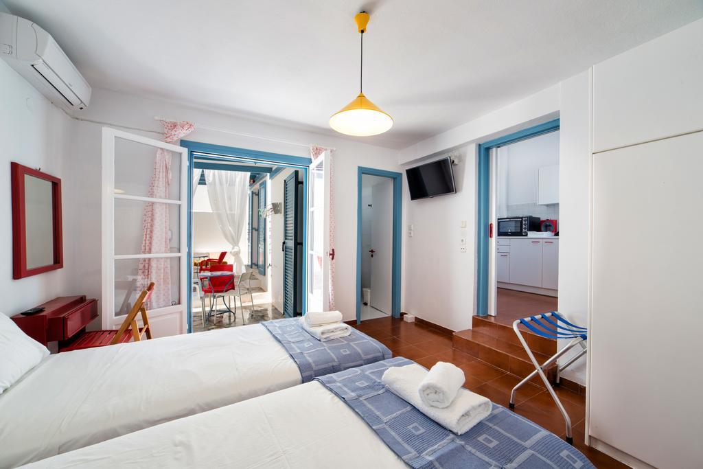 Fivos Apartments Alikí Buitenkant foto